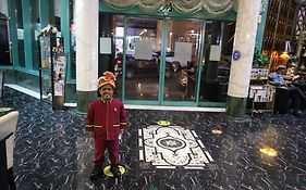 Grand Mayfair Hotel